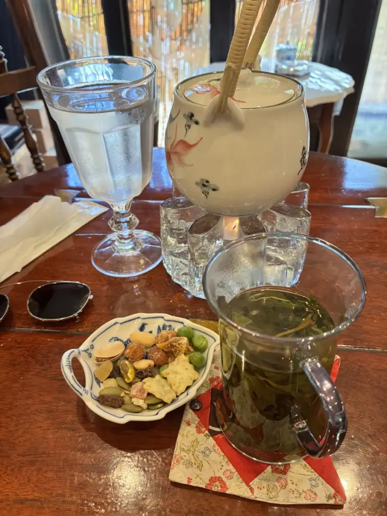 金魚坂の中国茶
