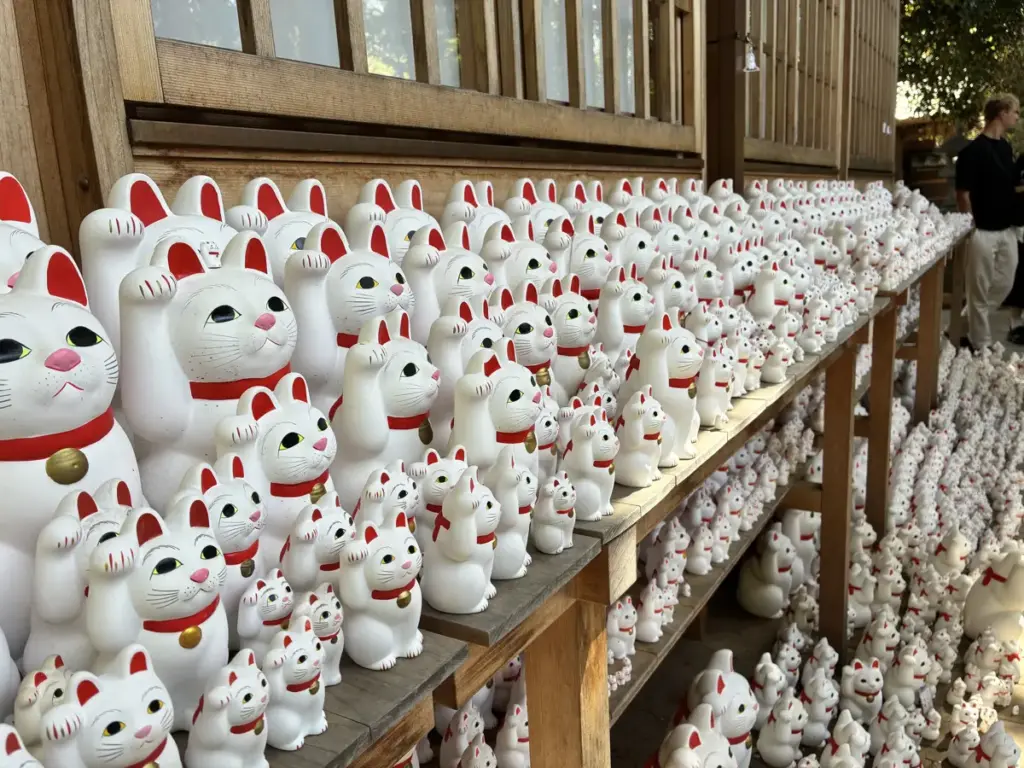 豪徳寺の招き猫
